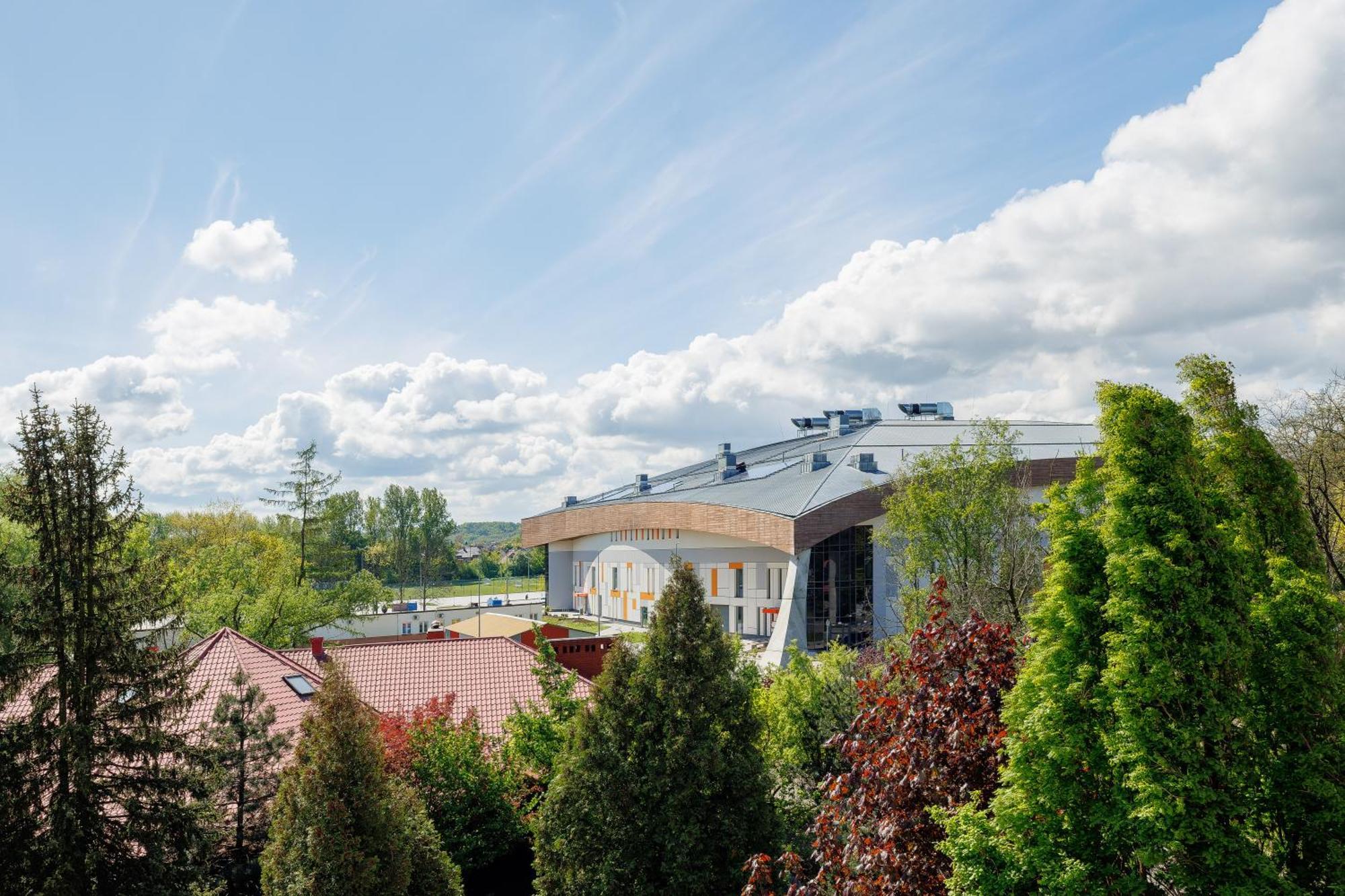 Hotel Cristal Park Tarnow Exterior photo